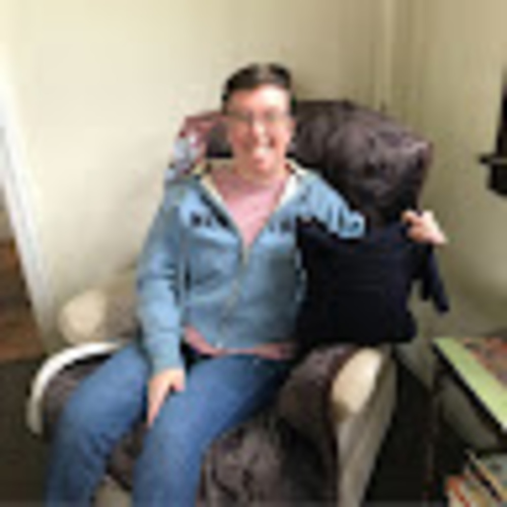 Meet your Posher, Stacy a